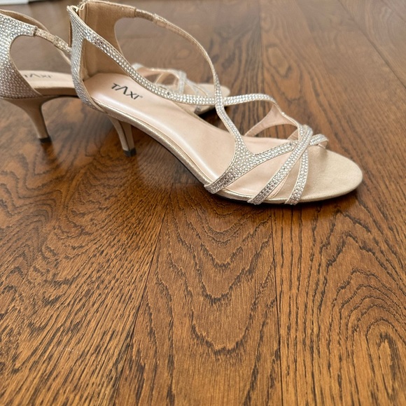 Silver Glitter Kitten Heels - Picture 4 of 4